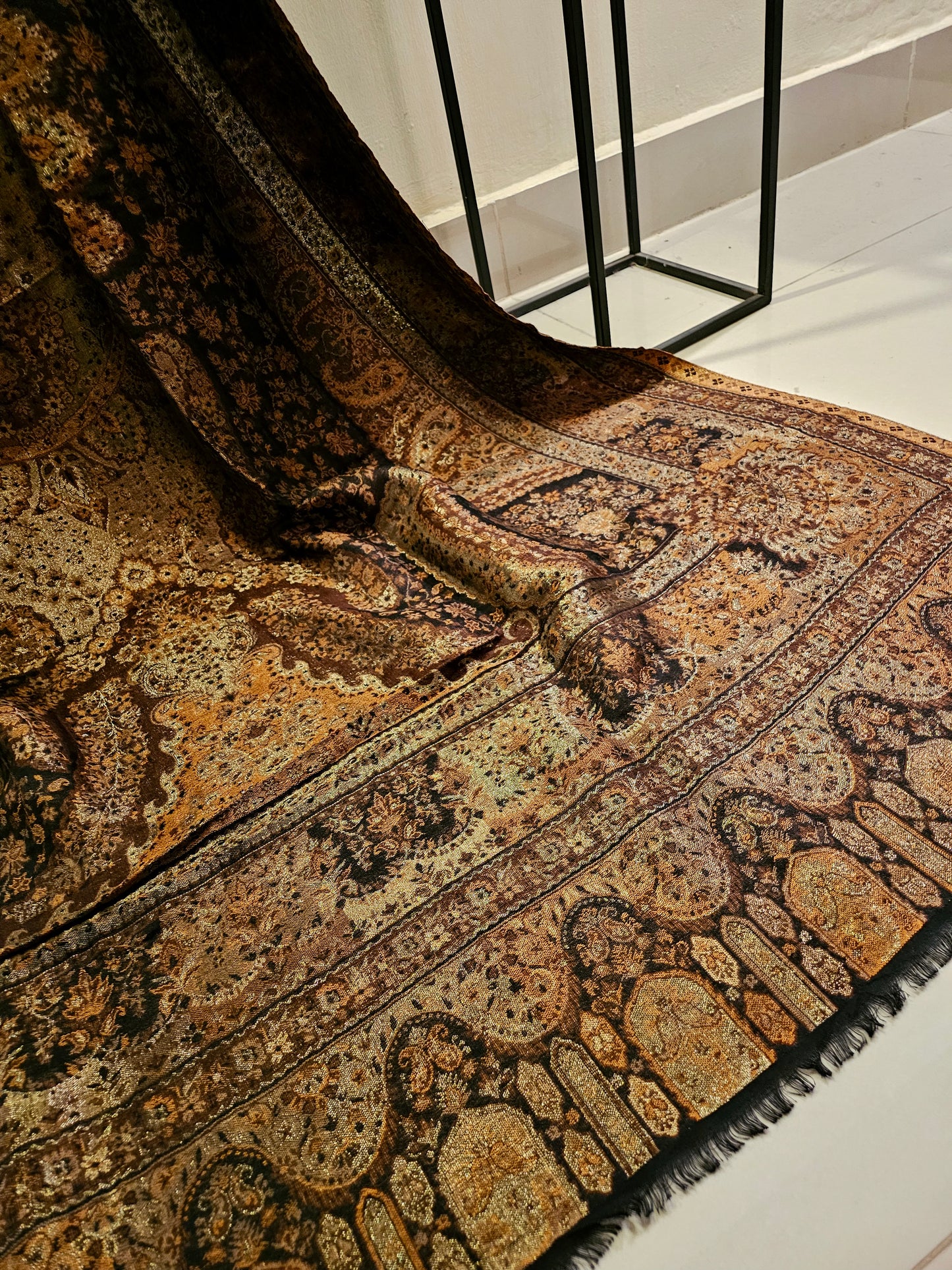 Reversible moonlight gandhara kaani shawl