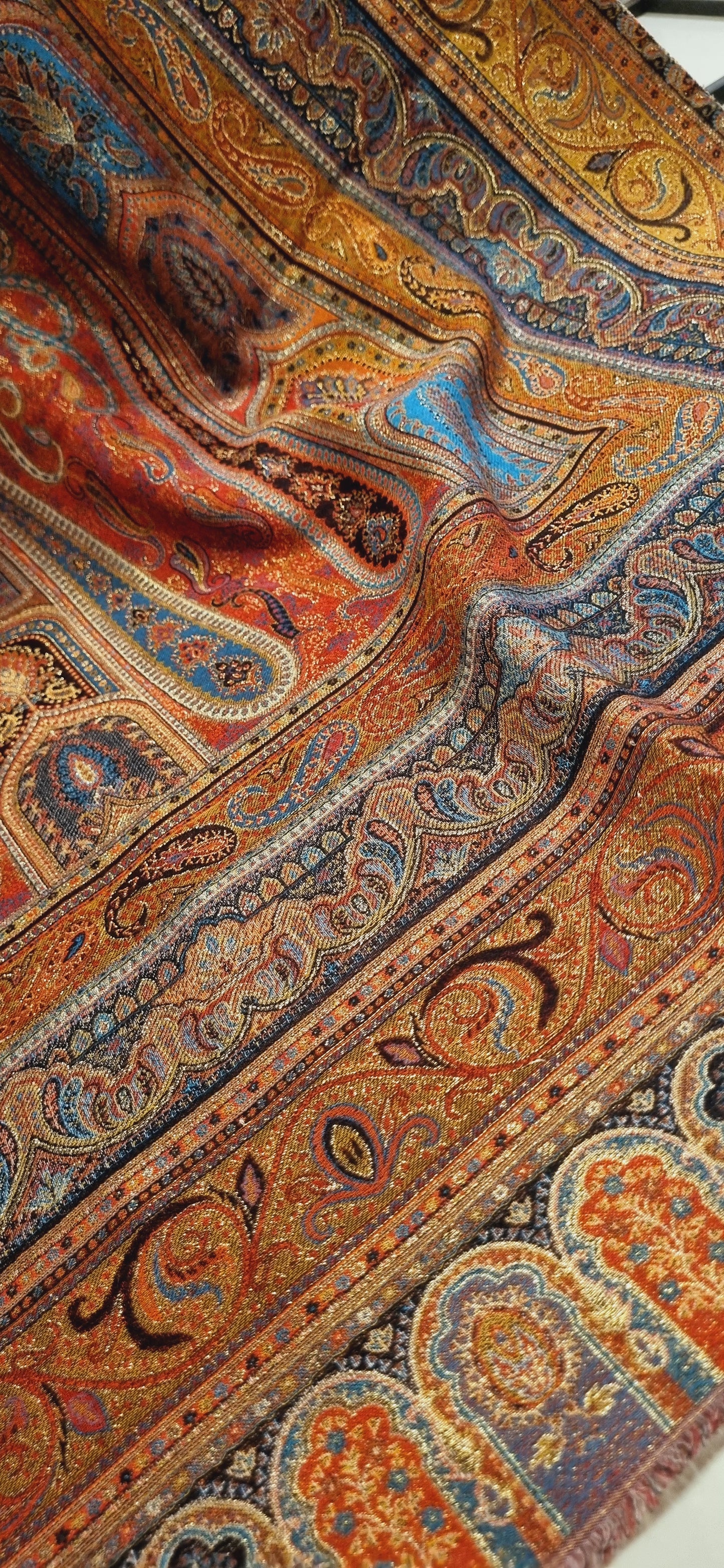 Pashmina with zaree kaani shawl