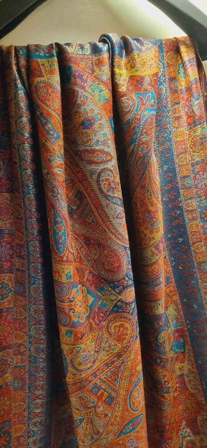 Shahjahani kaani shawl