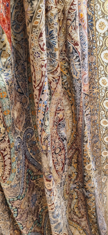 Reelkar embroidered pashmina