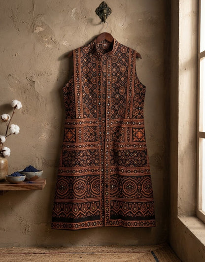 Ajrak jacket: cotton
