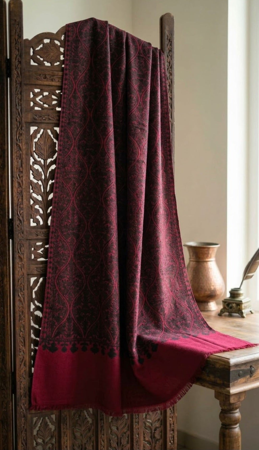 Embroidered minishawl: Pashmina