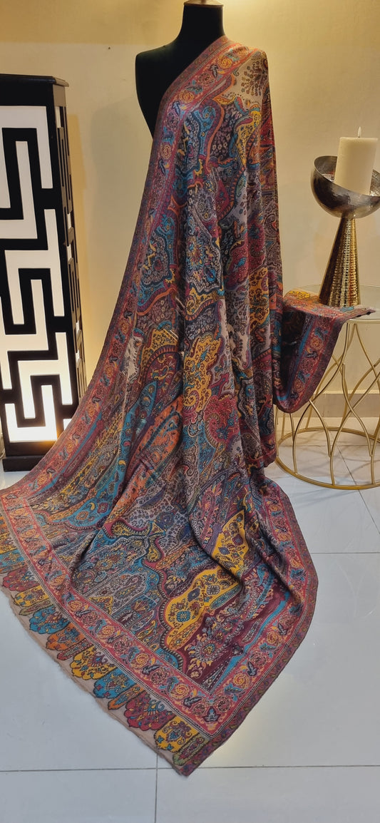 Toosh Kaani shawl