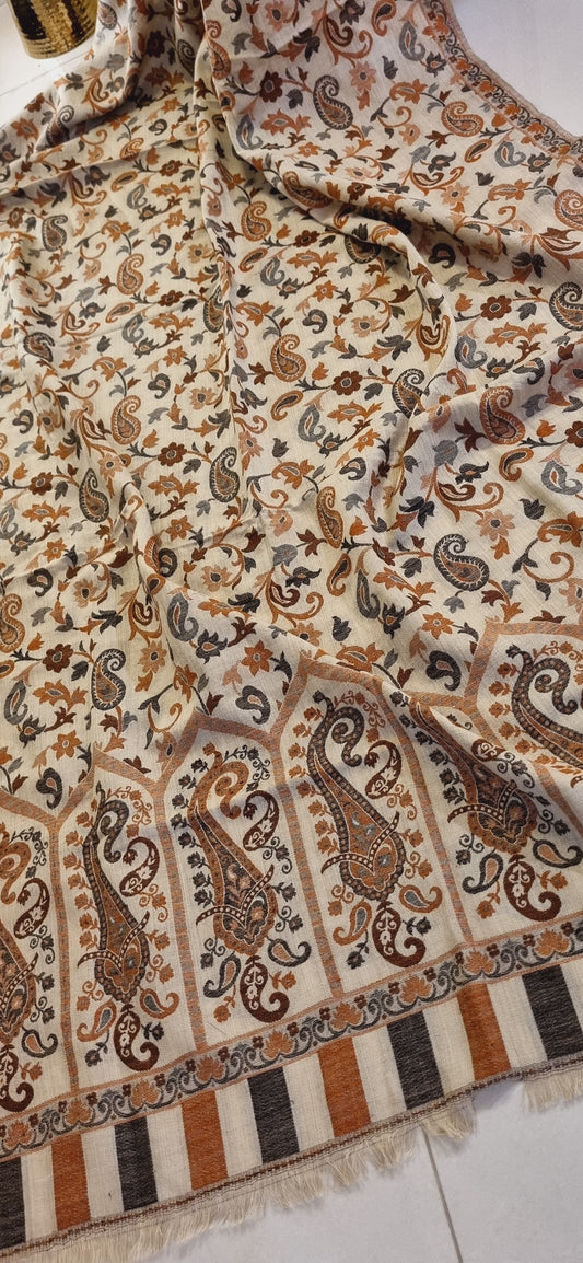 Woollen pashmina kaani shawl