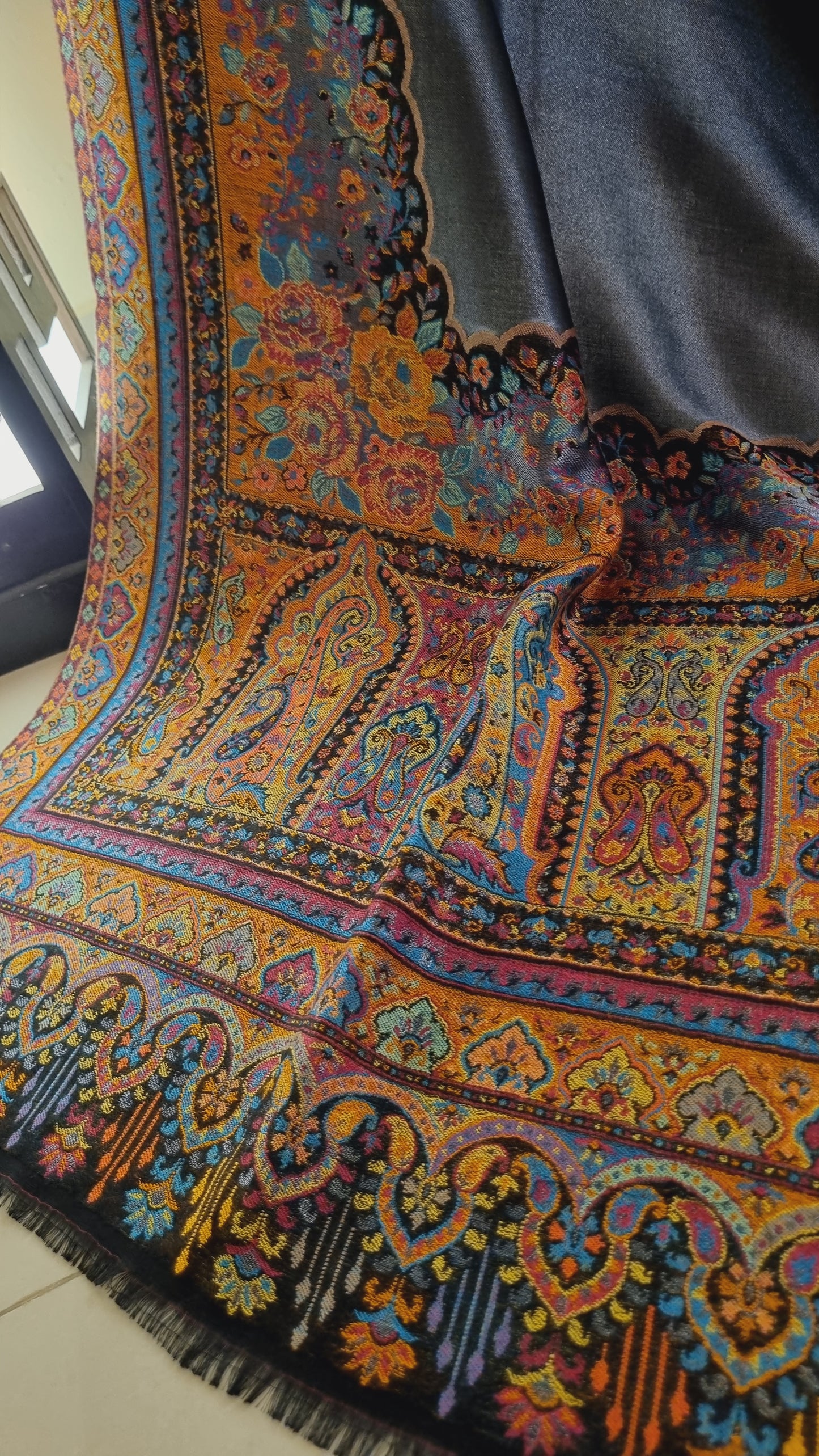 Moonlight kaani shawl