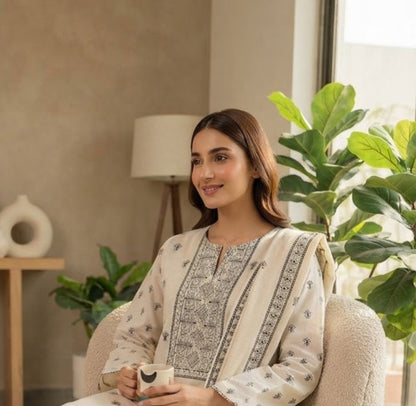 Embroidered three piece: Karandi khaddar