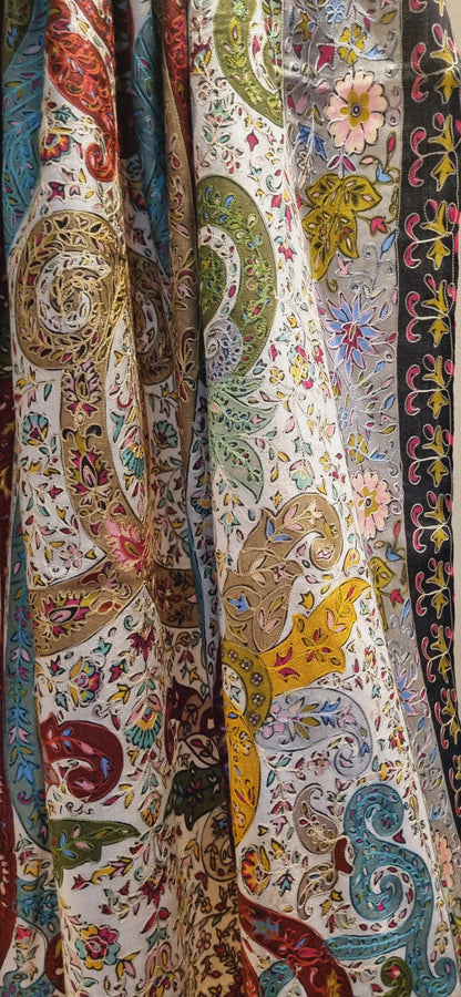 Reelkar embroidered pashmina