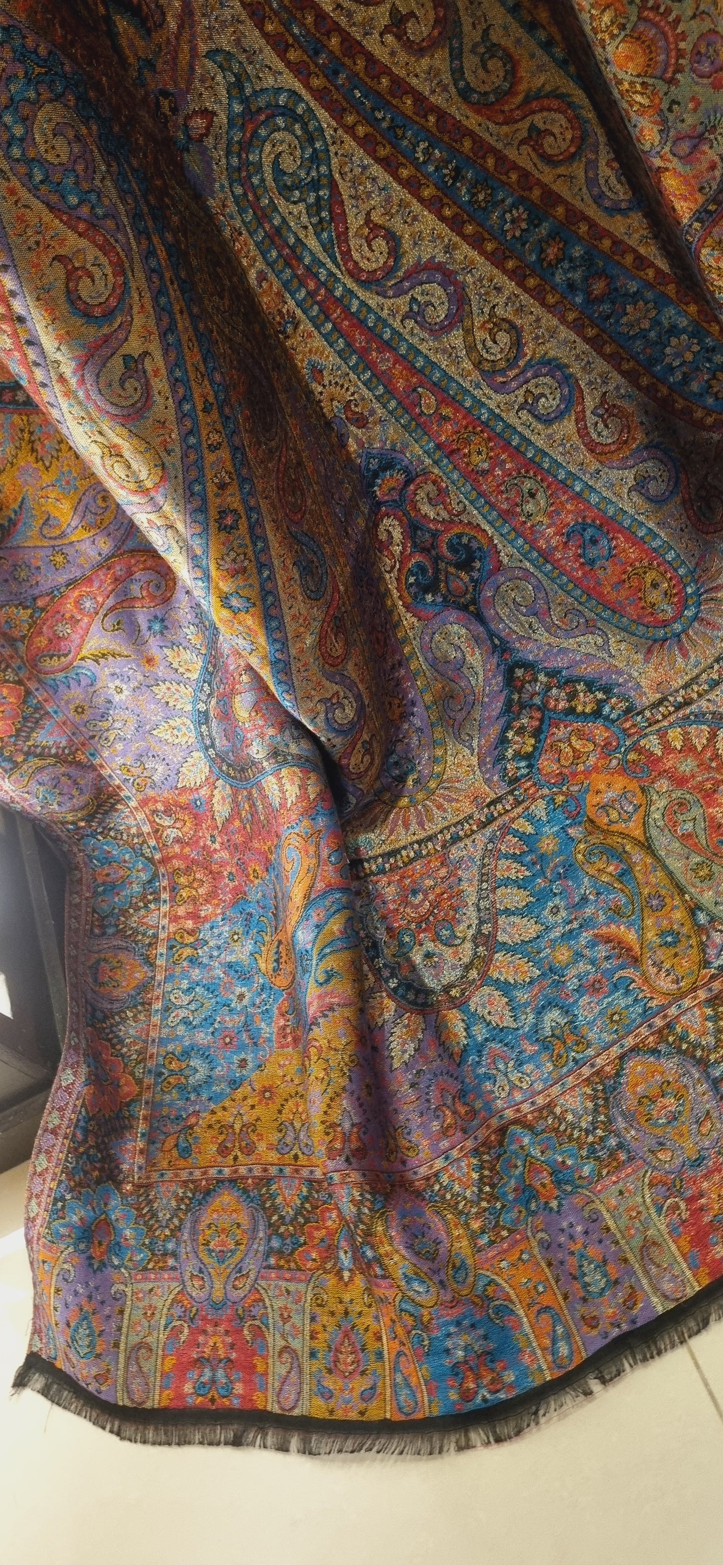 Reversible gandhara moonlight kaani shawl