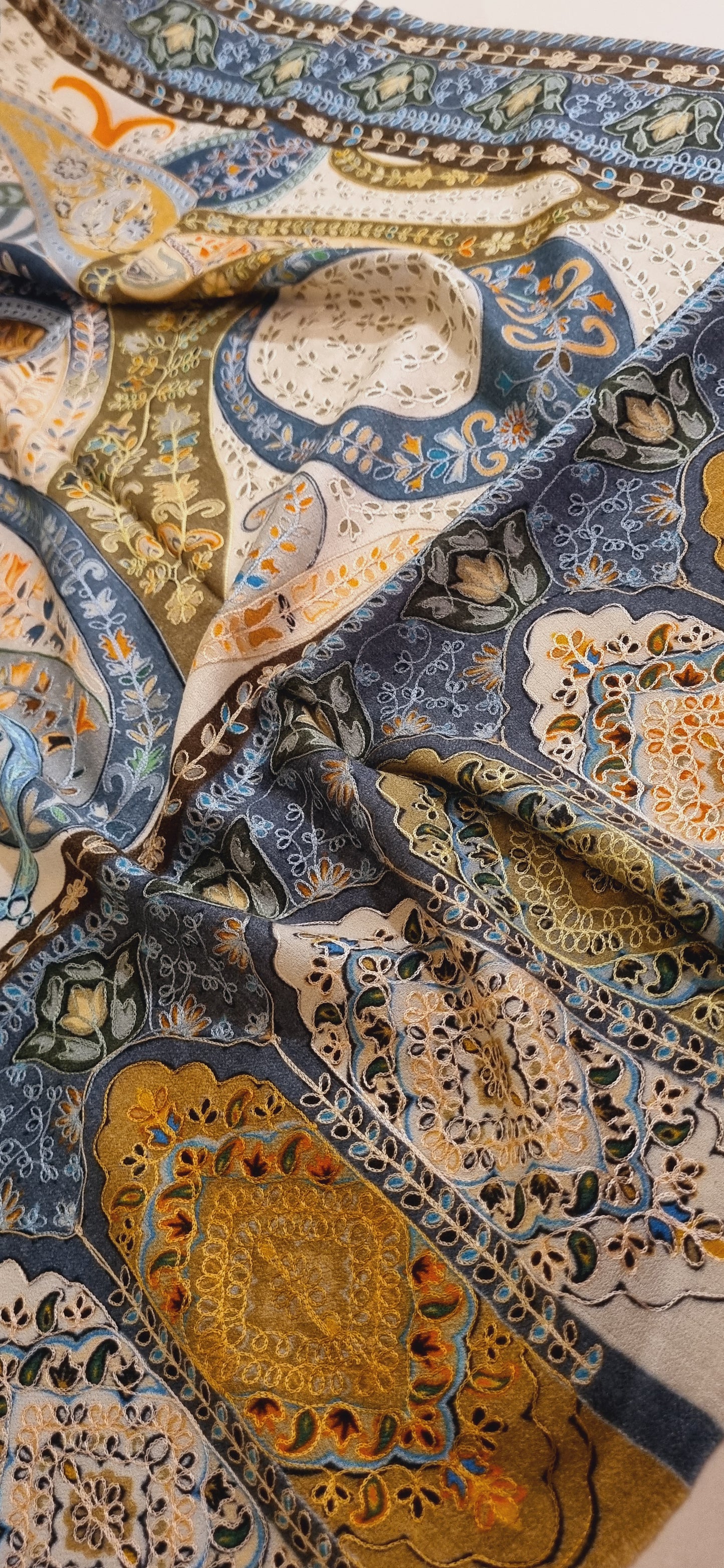 Reelkar pashmina shawl