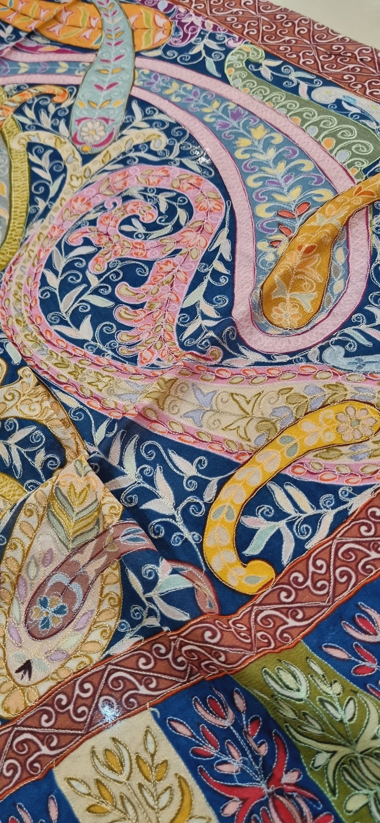 Silk reelkar shawl