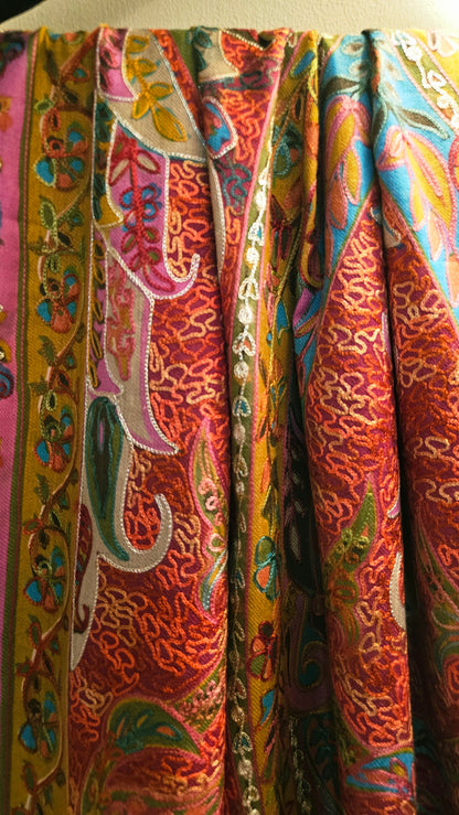 Reelkar embroidered: Pashmina
