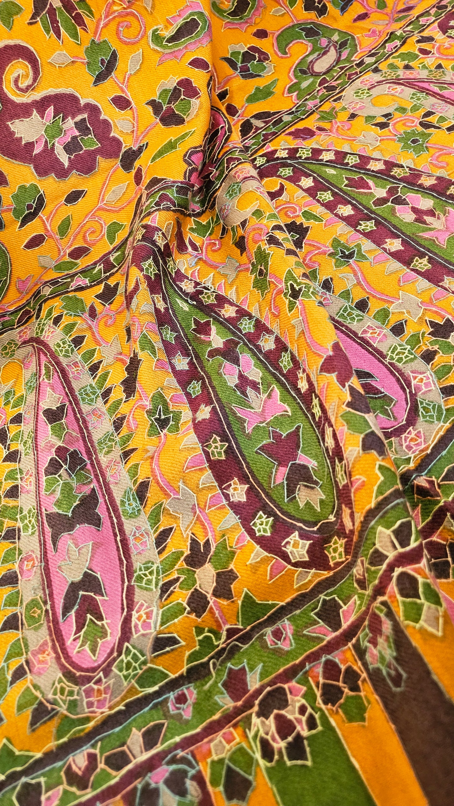 Kalamkar embroidered: Pashmina