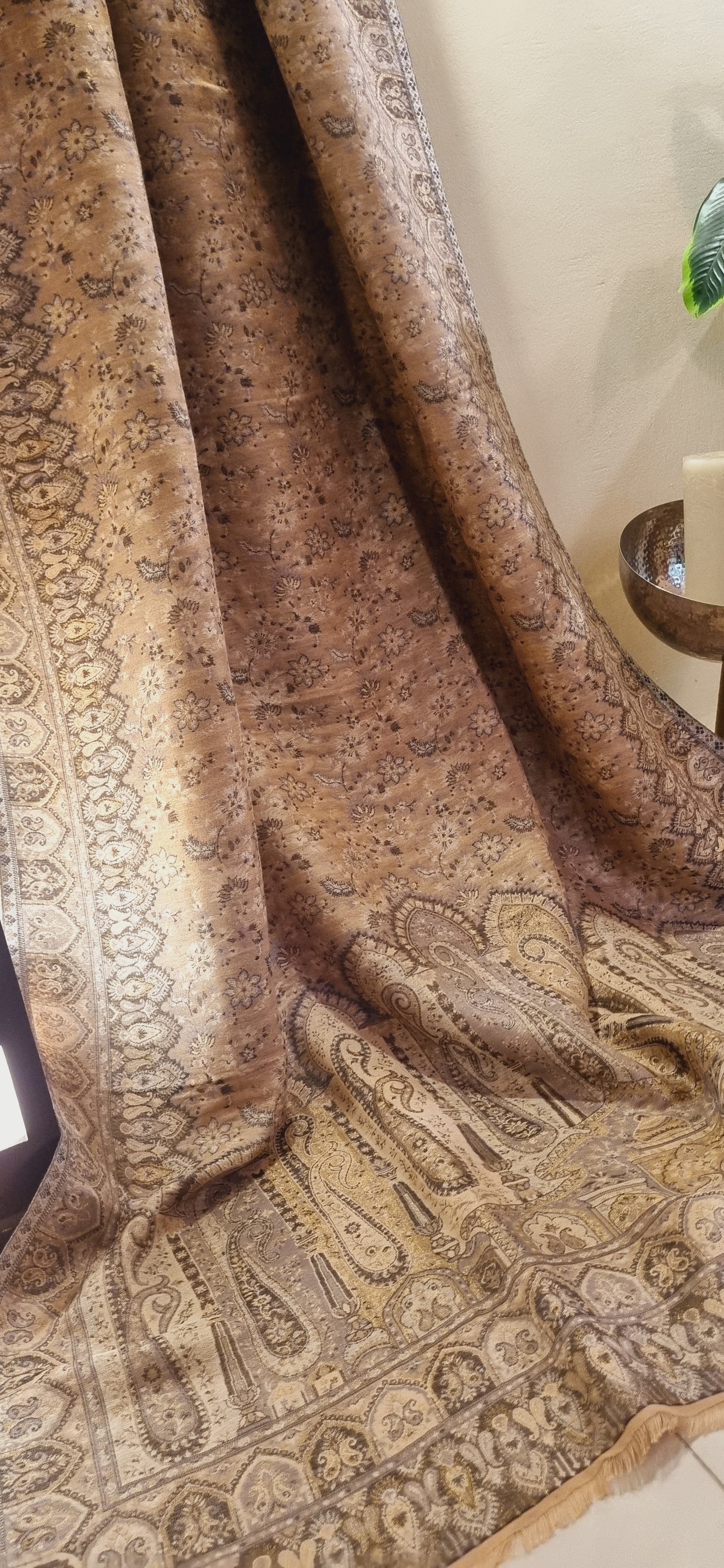 Reversible Moonlight gandhara kaani shawl