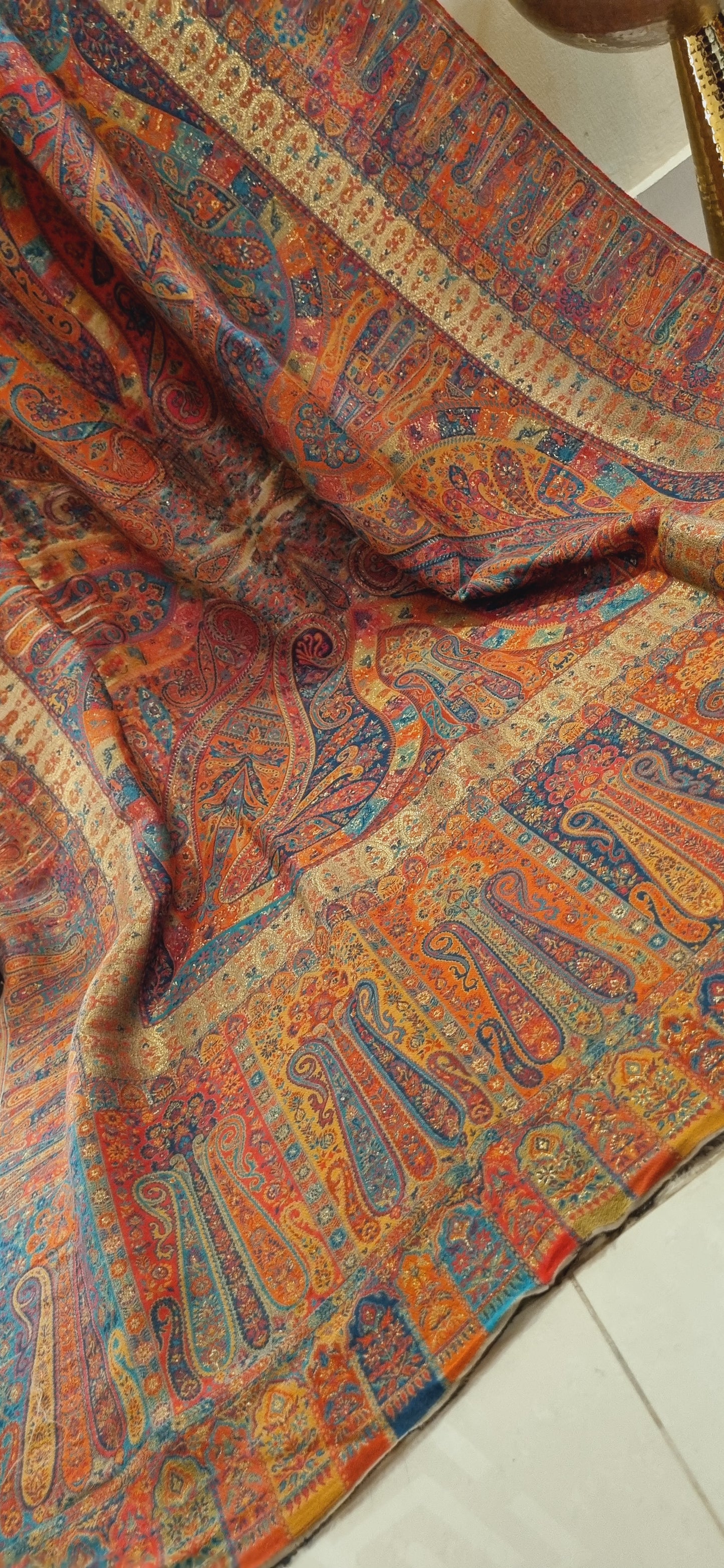 Shahjahani kaani shawl
