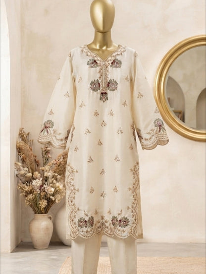 Embroidered pret: silk