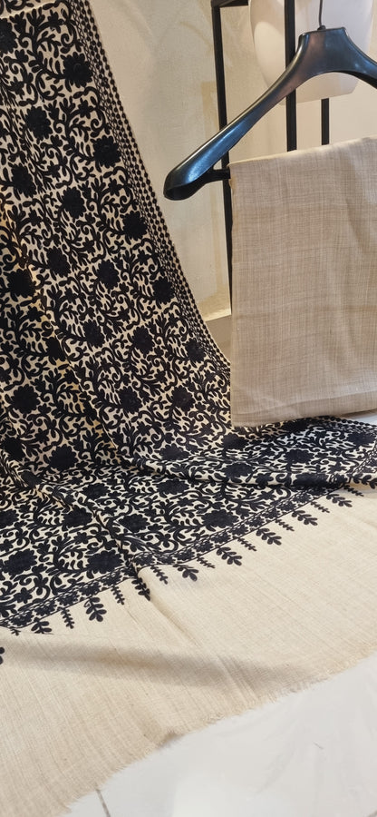 Embroidered pashmina
