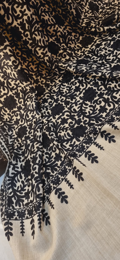 Embroidered pashmina