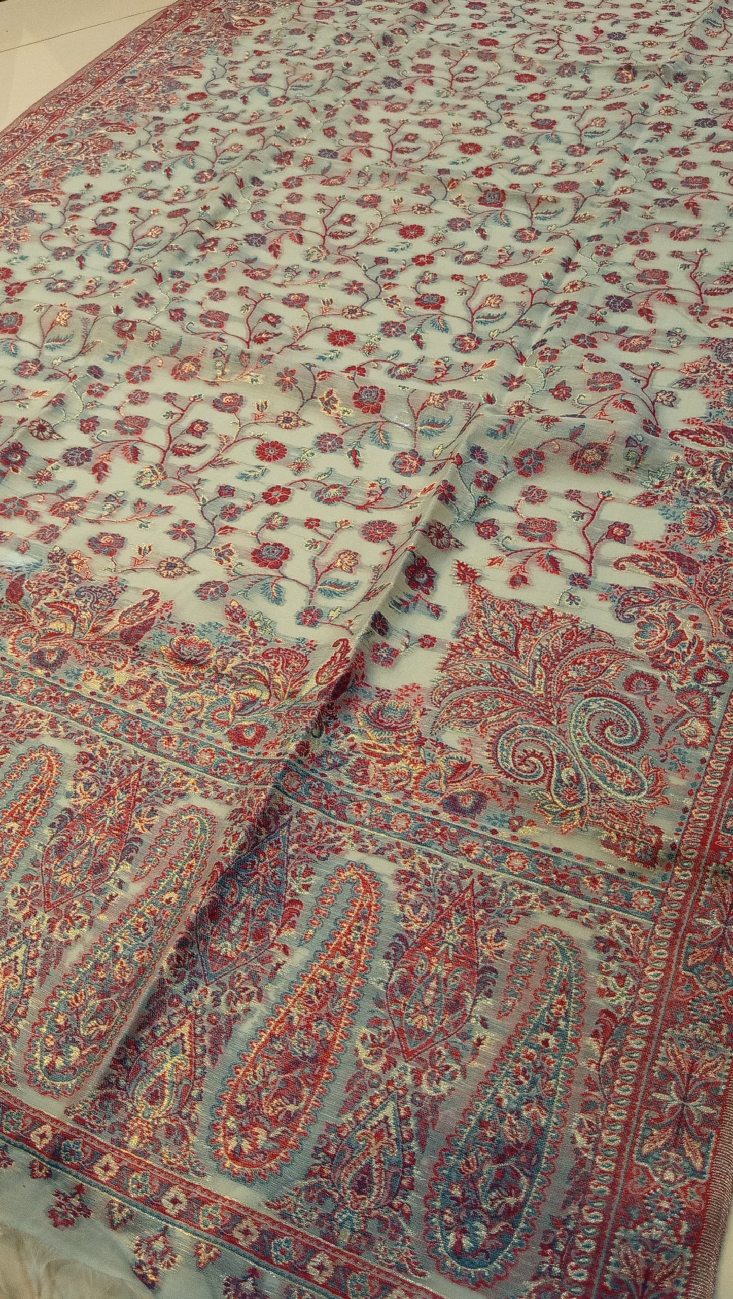 Kaani shawl: silk