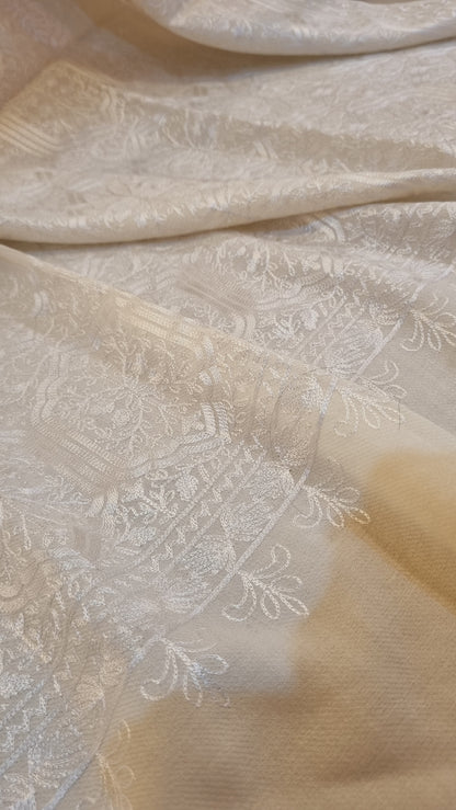 Pashmina shawl embroidered