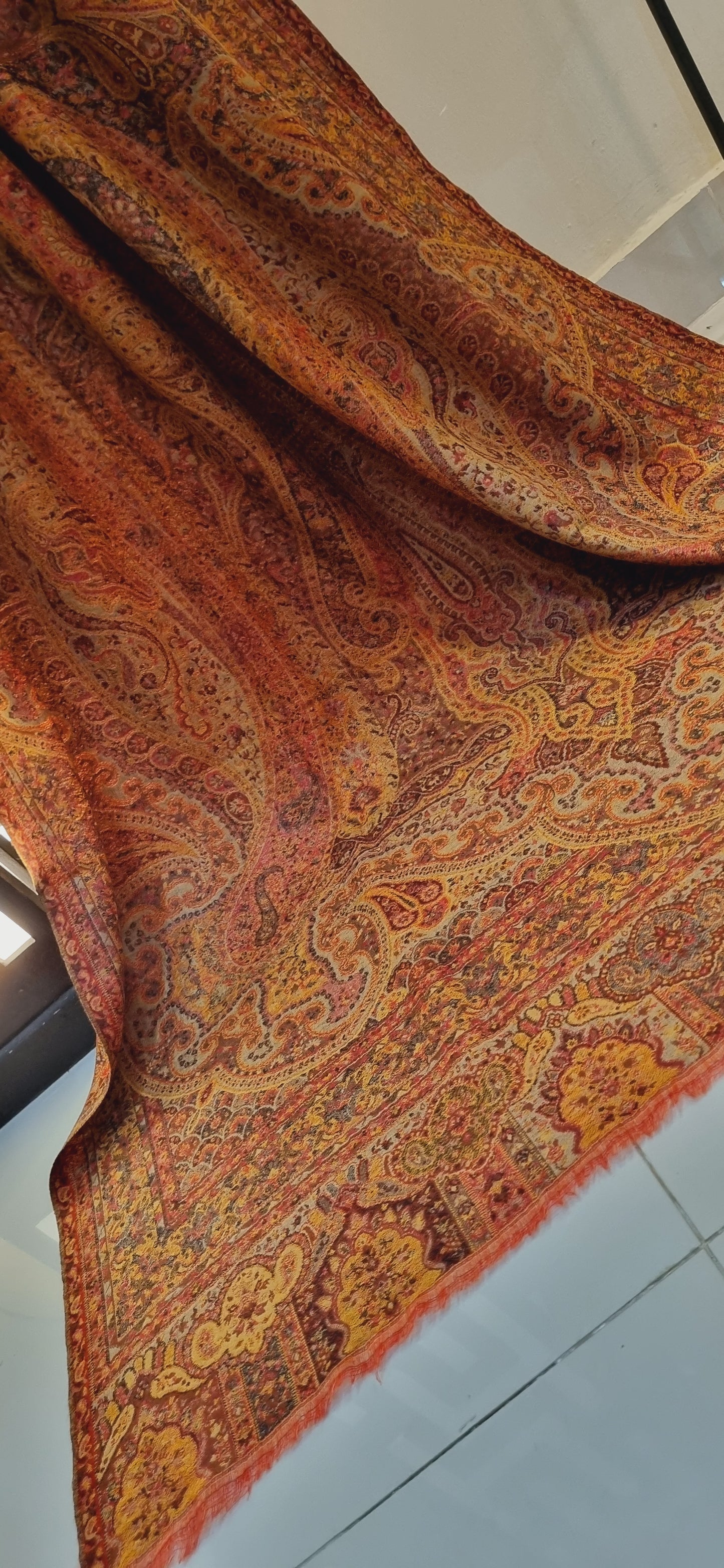 Reversible persian kaani shawl code 2001