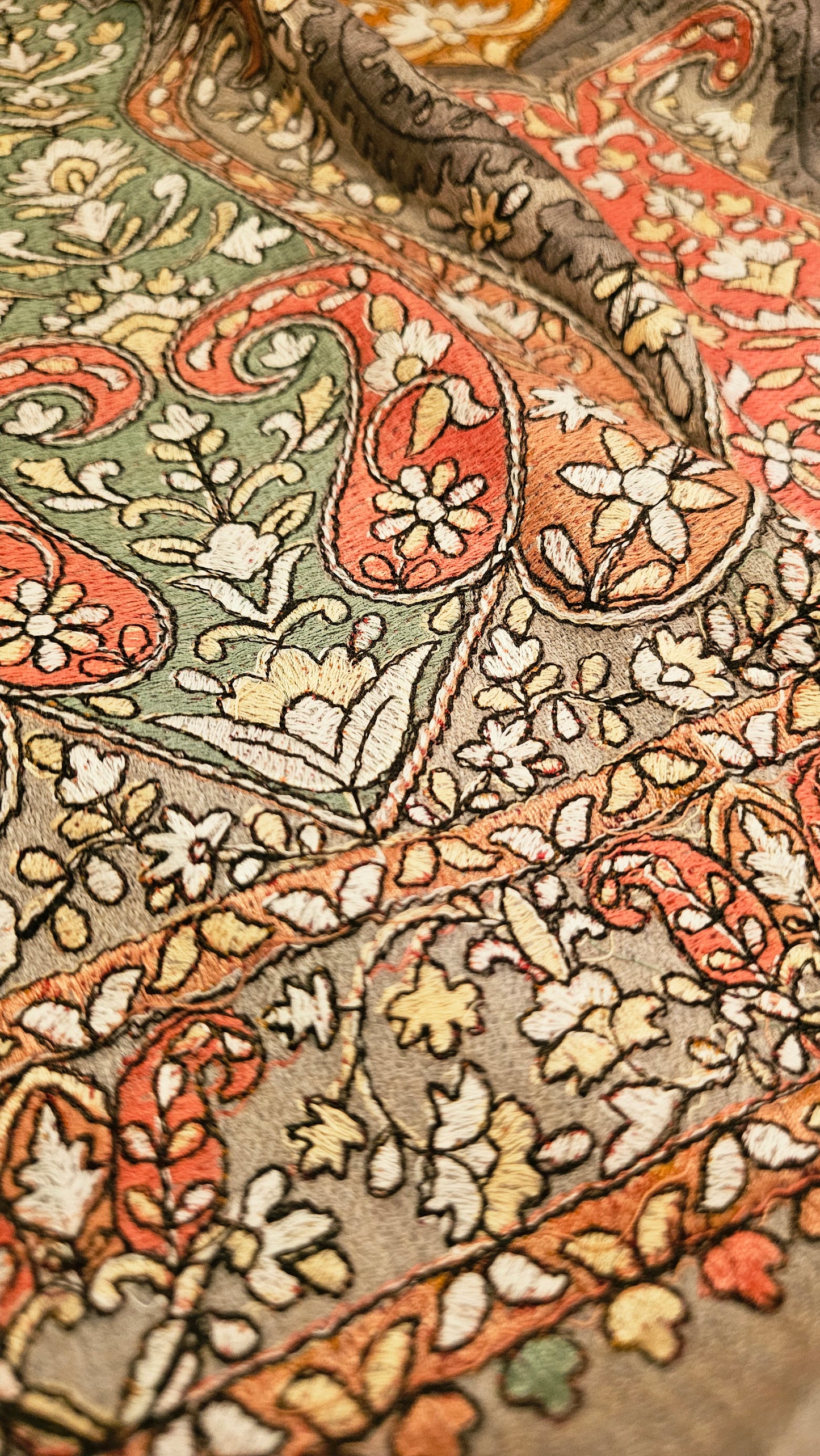 Papermachi embroidered shawl: toosh