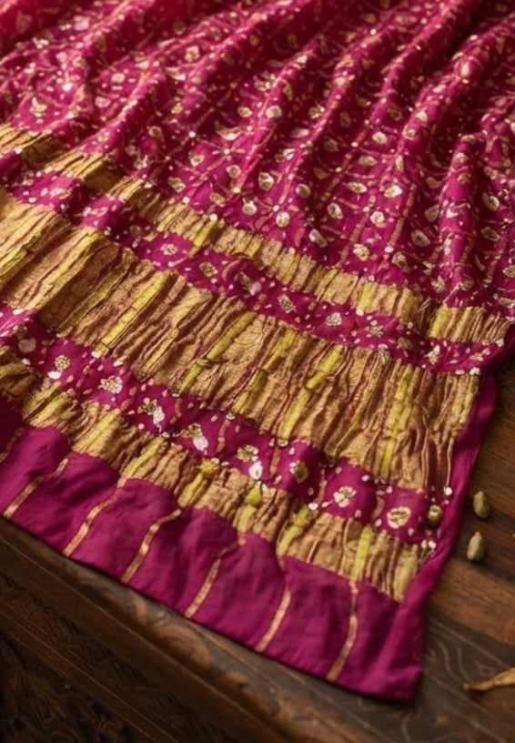 Gota chunri dupata: silk
