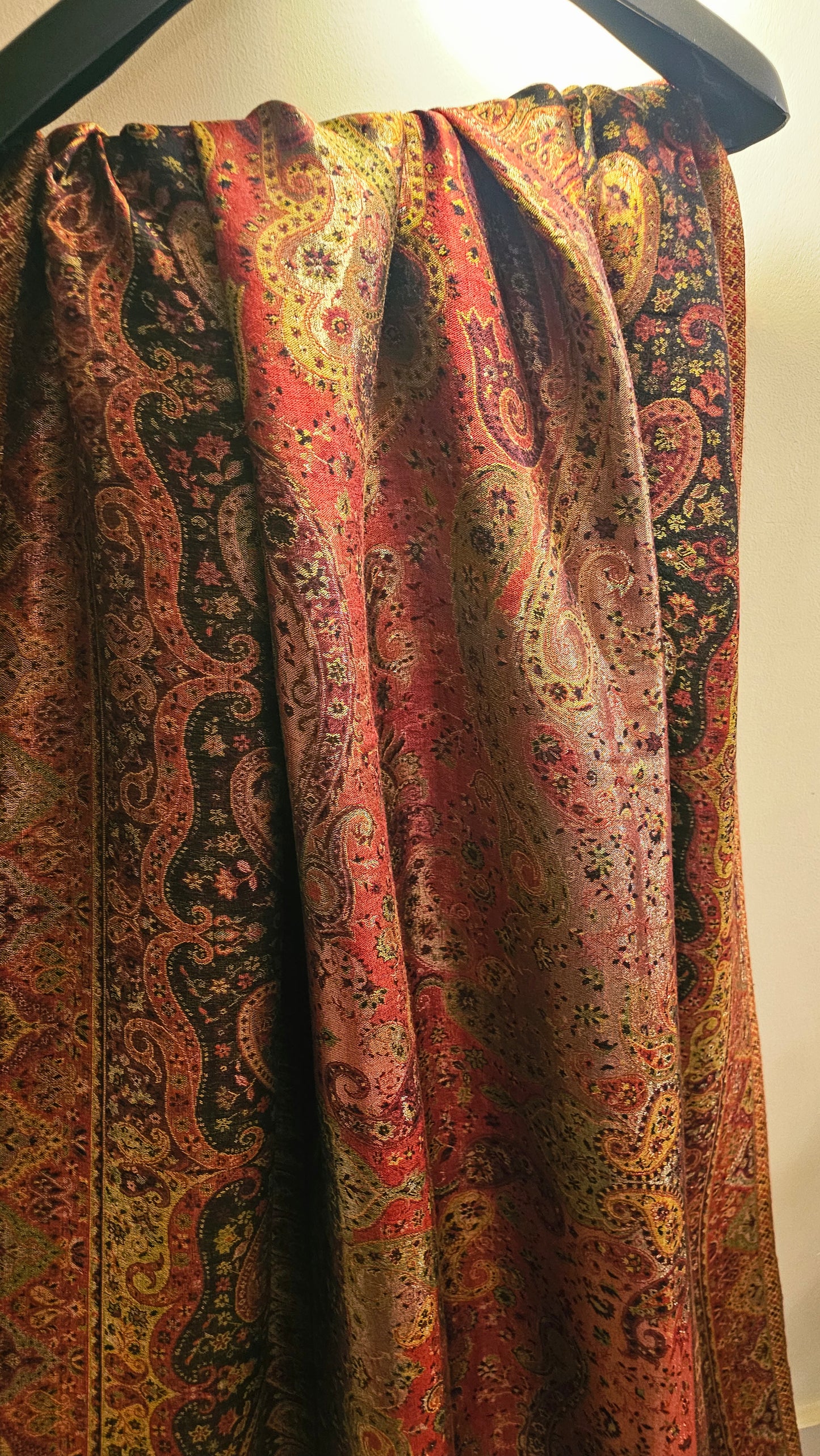 Gandhara reversible kaani: shawl