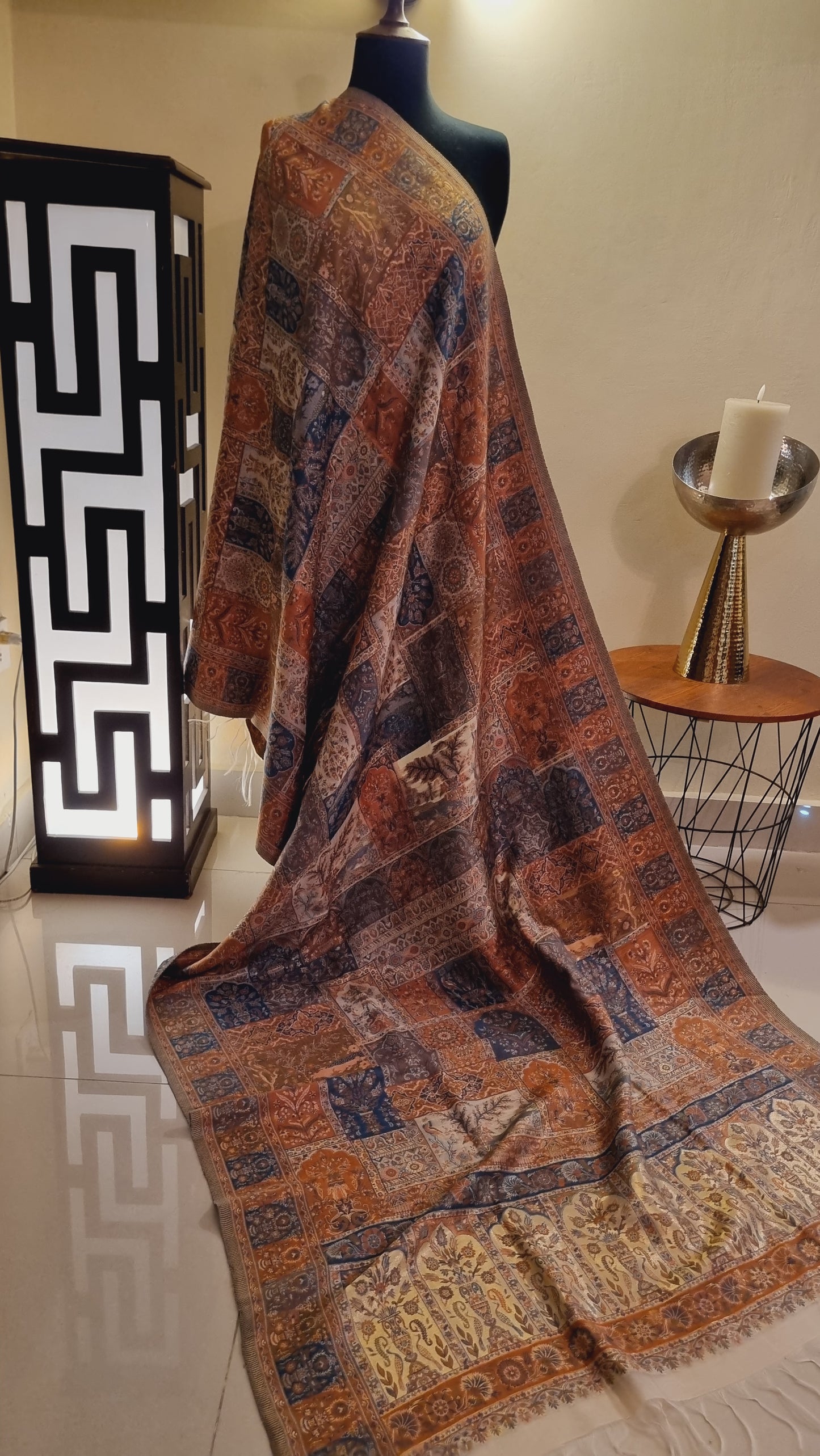 Silk kaani shawl