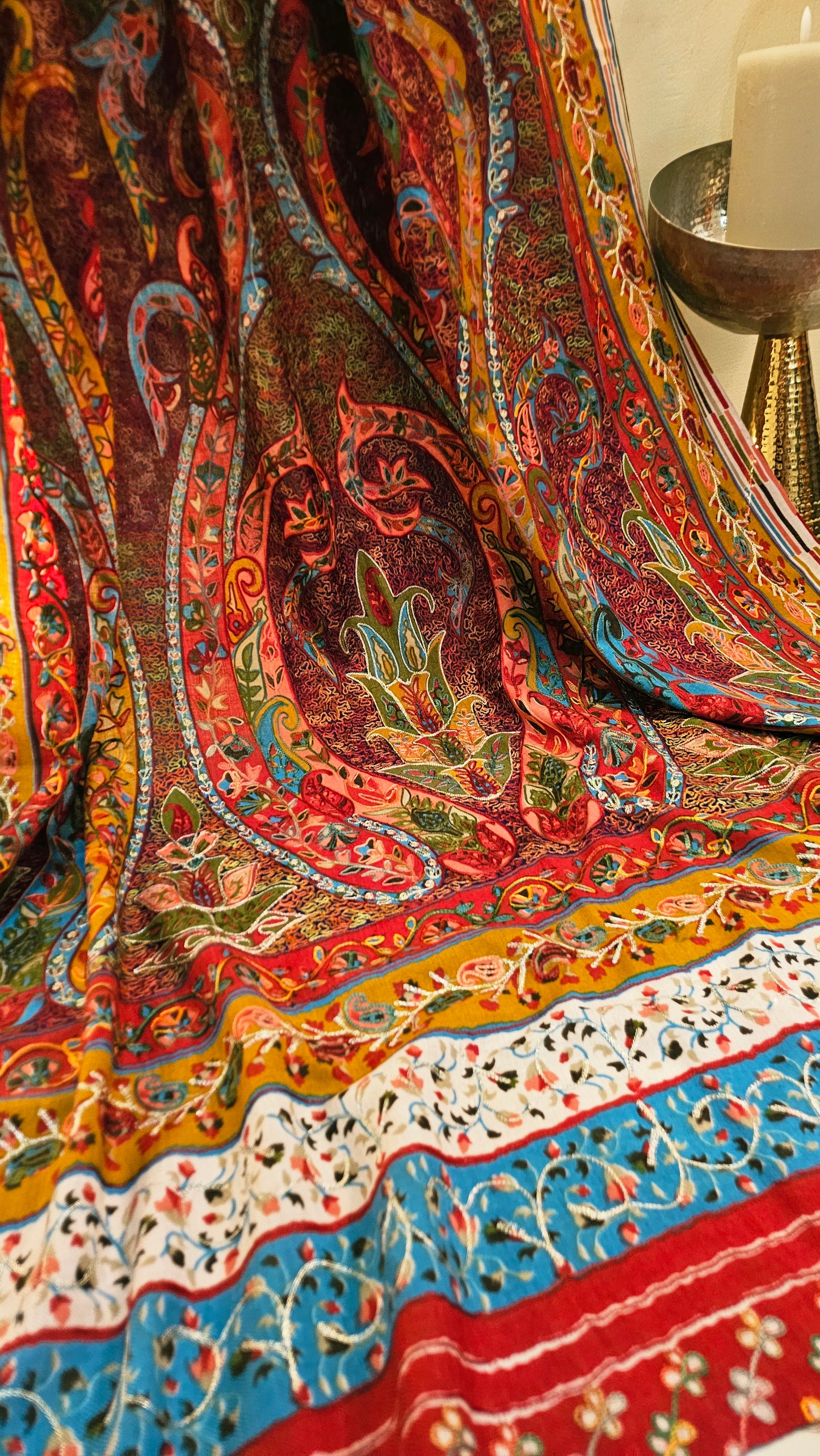Reelkar embroidered: Pashmina
