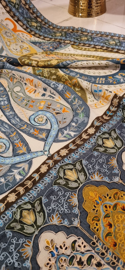 Reelkar embroidered pashmina