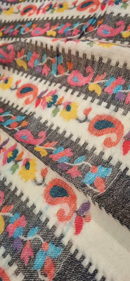 Toosh kaani shawl