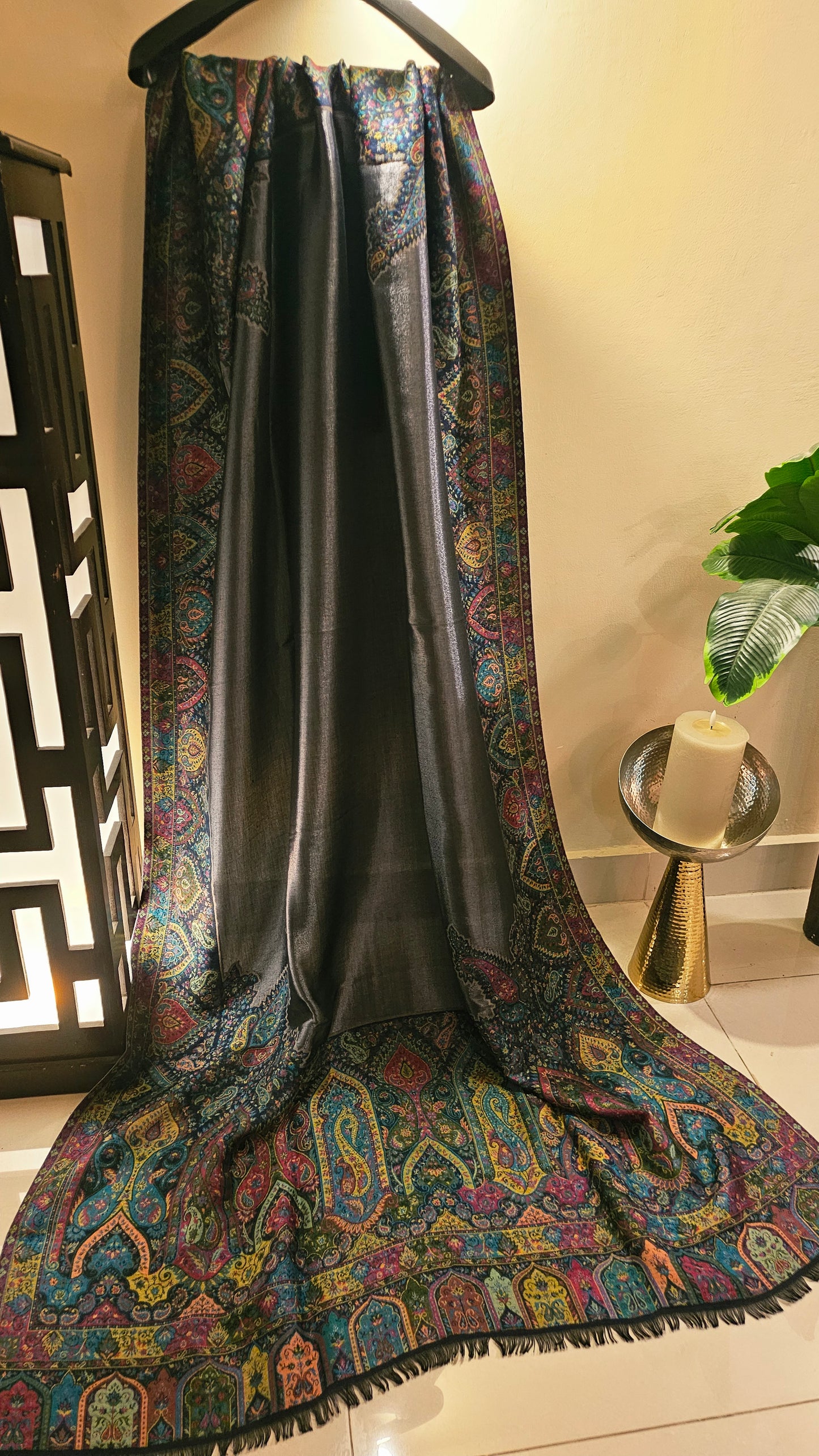 Reversible moonlight kaani: shawl