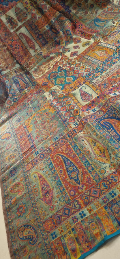 Mariana's moonlight silky pashmina in green