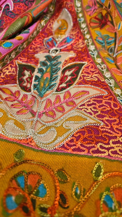 Reelkar embroidered: Pashmina