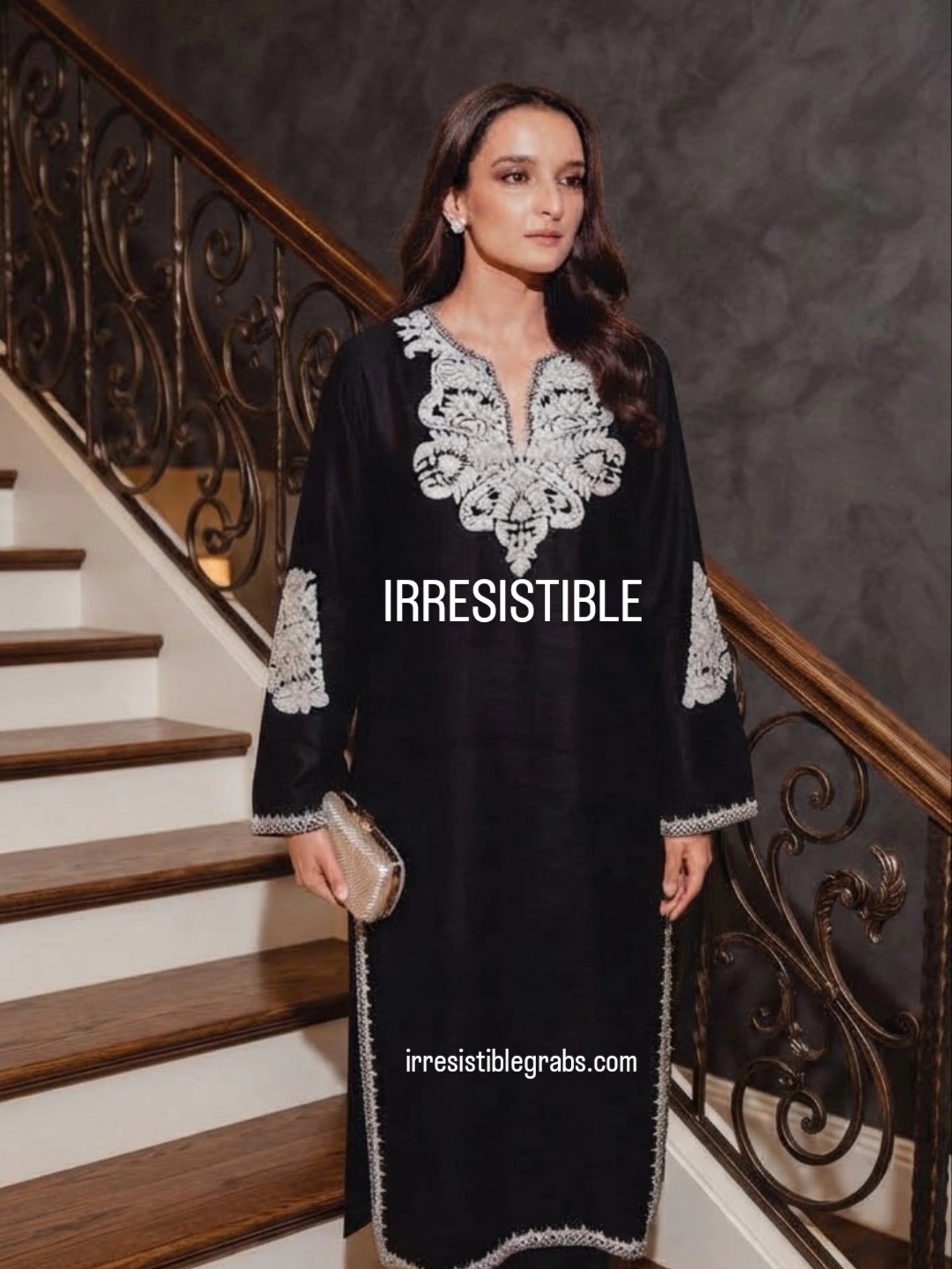 Embroidered kurta trouser: Pashmina