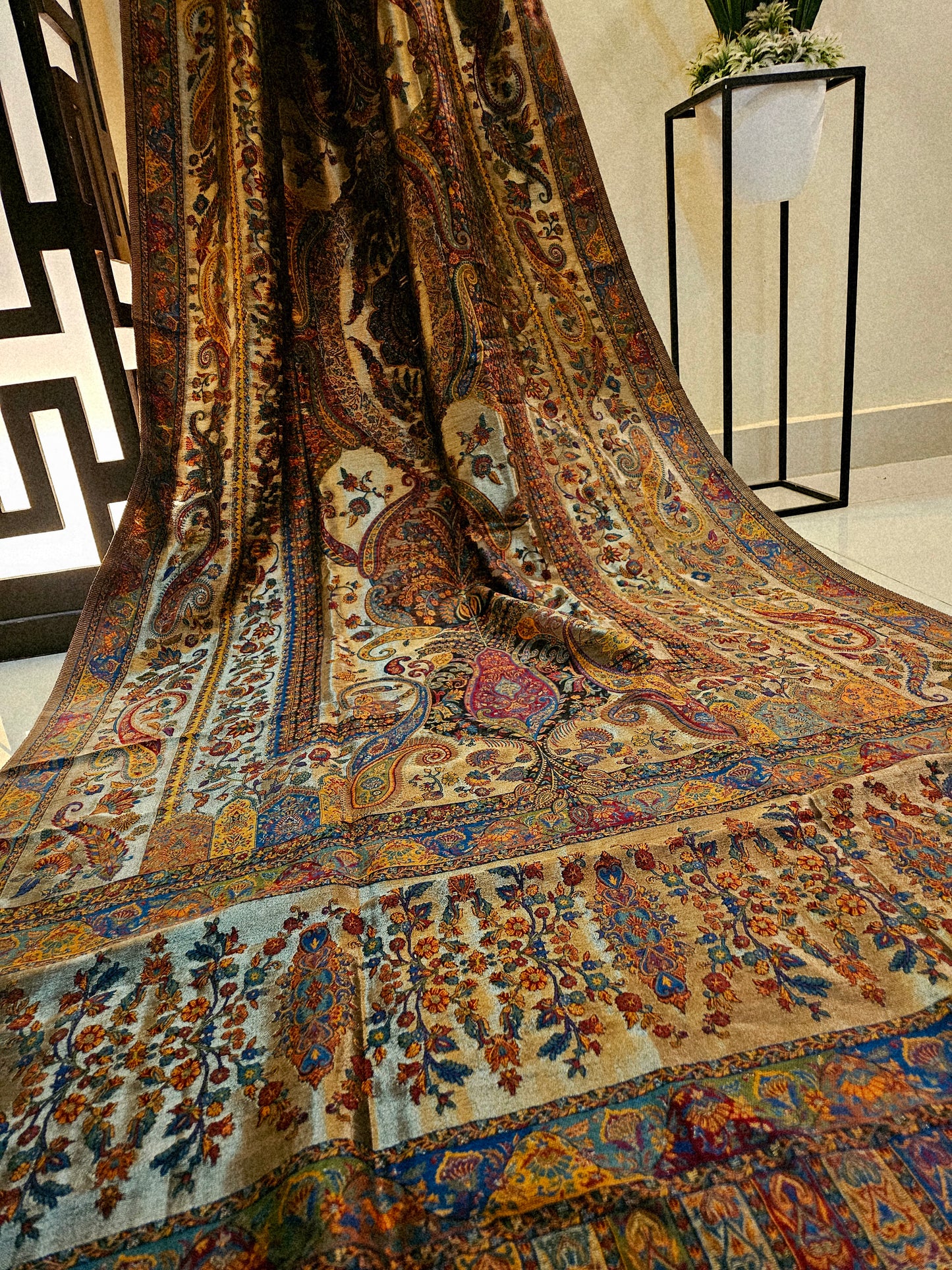 Silky moonlight kaani shawl/dupata