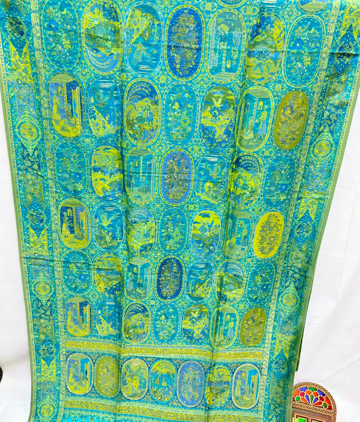 Kaani dupata: Silk