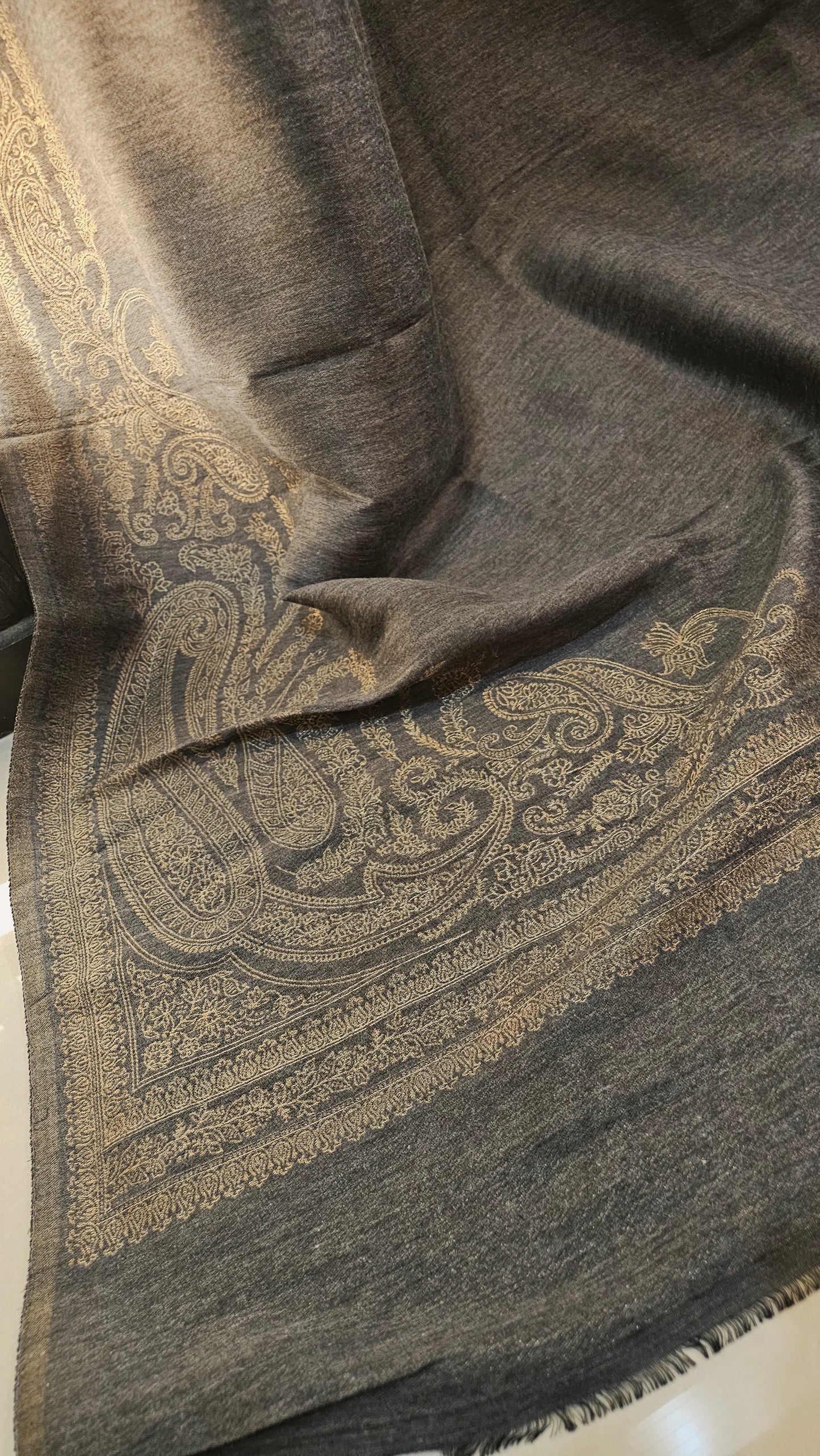 Reversible paper kaani moonlight