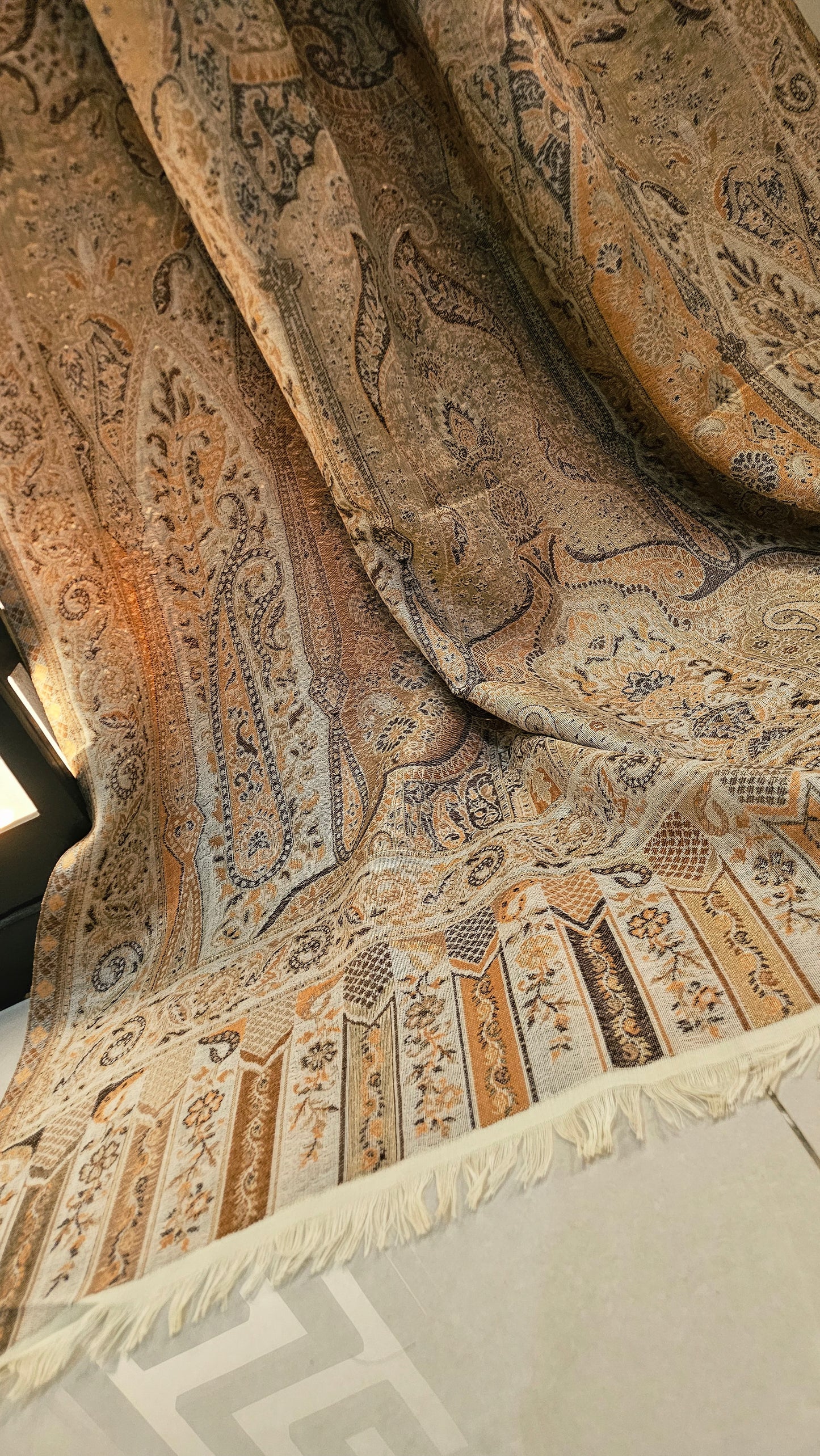 Reversible moonlight gandhara kaani shawl: Pashmina