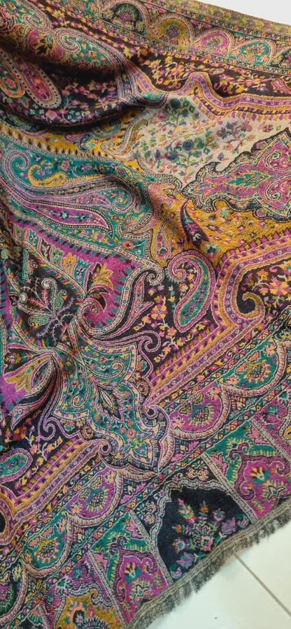 Reversible pashmina kaani shawl