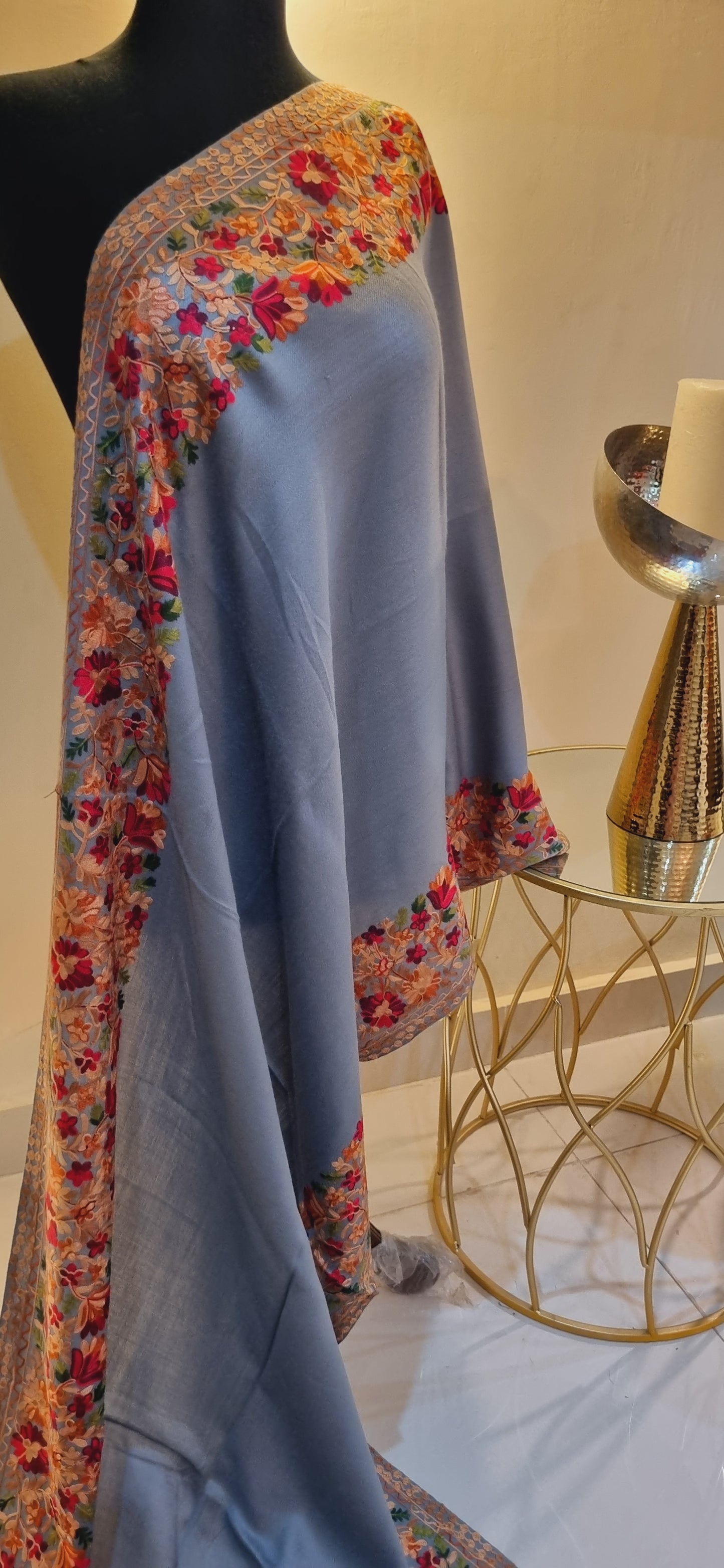 Embroidered minishawl