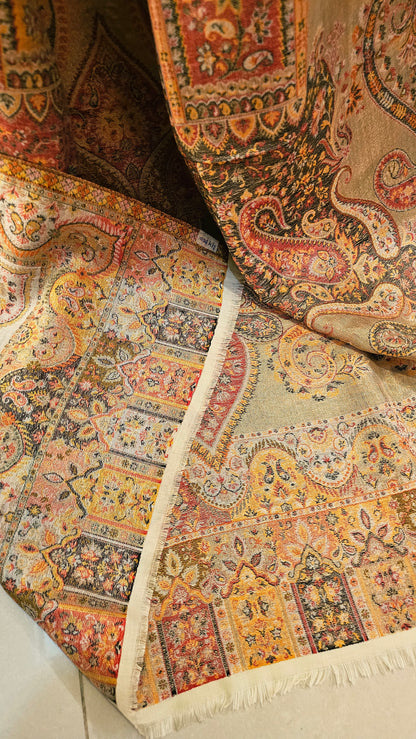 Moonlight reversible gandhara kaani: Pashmina
