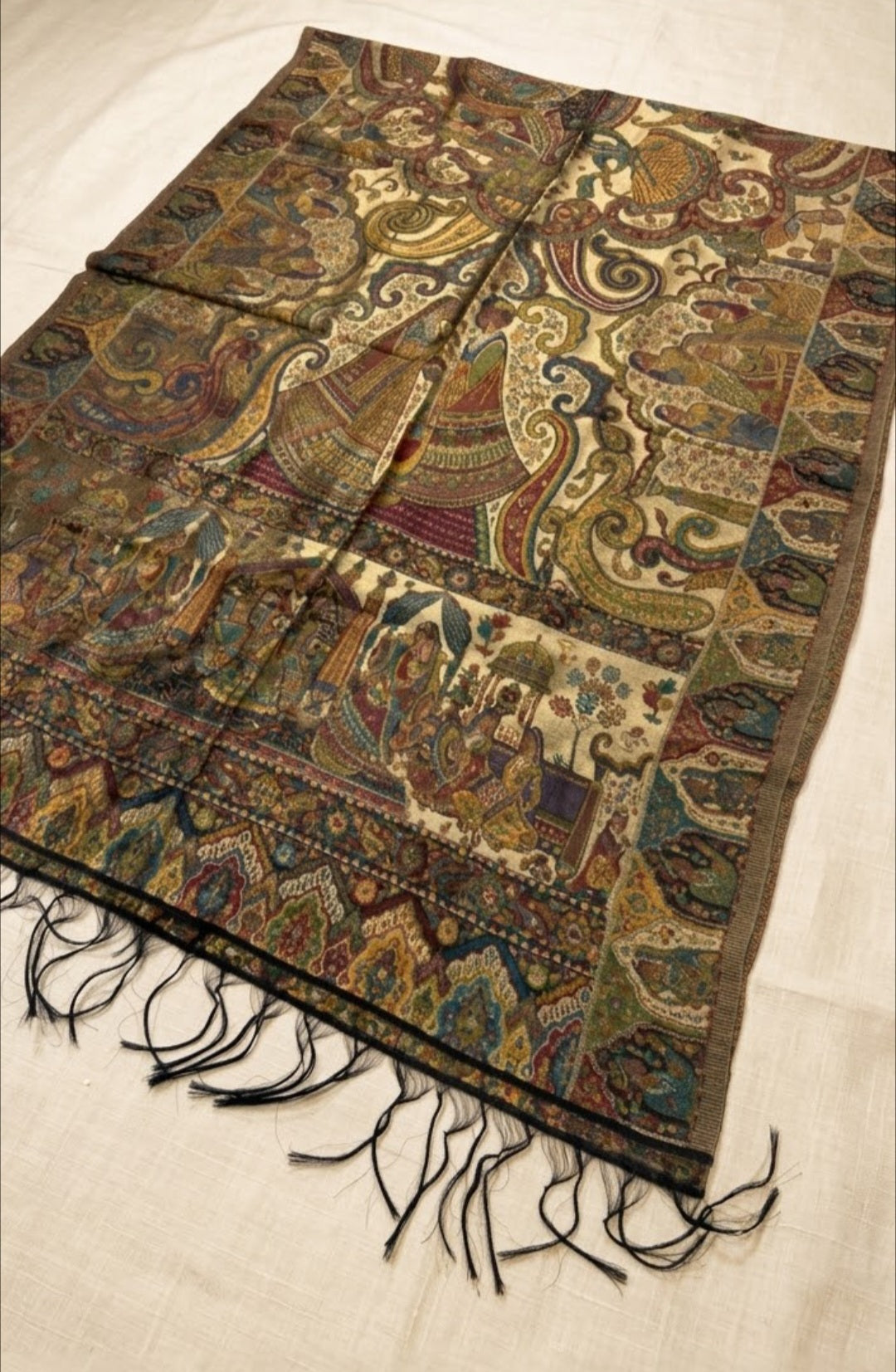 Moonlight kaani: lama silk