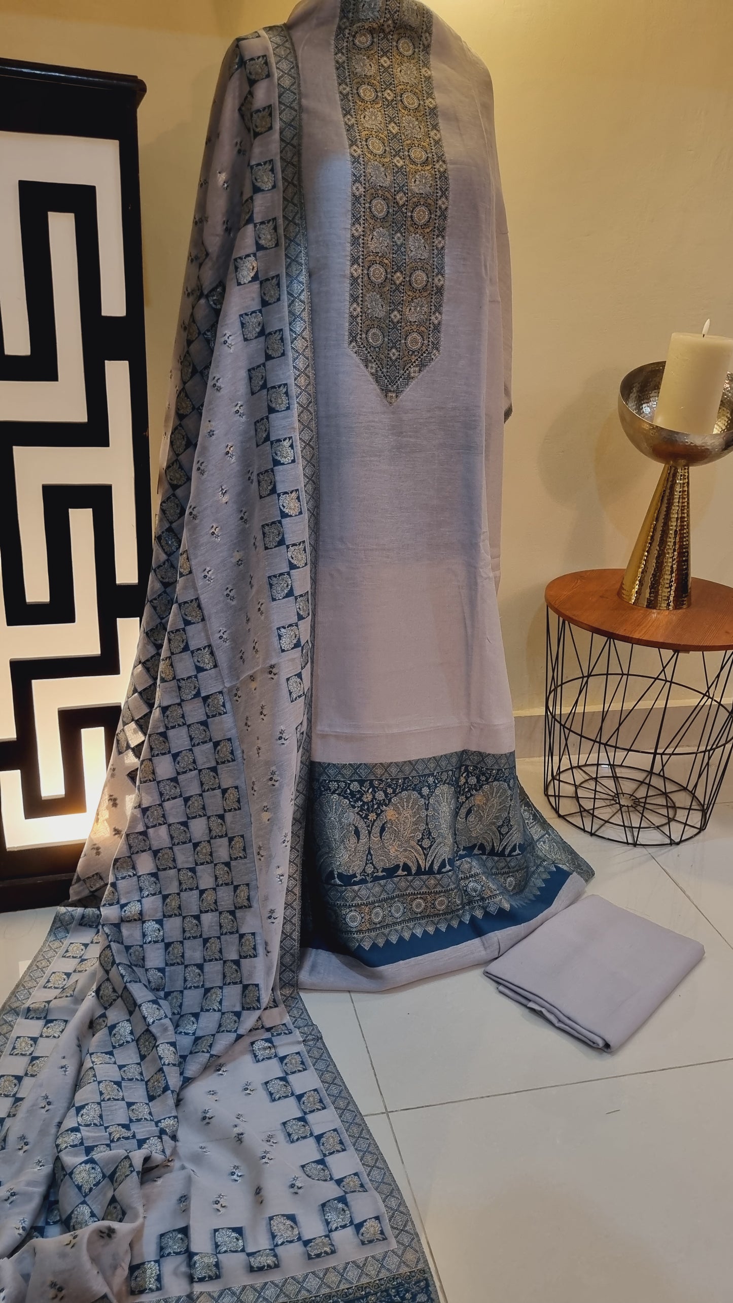 Formal silk kaani suit