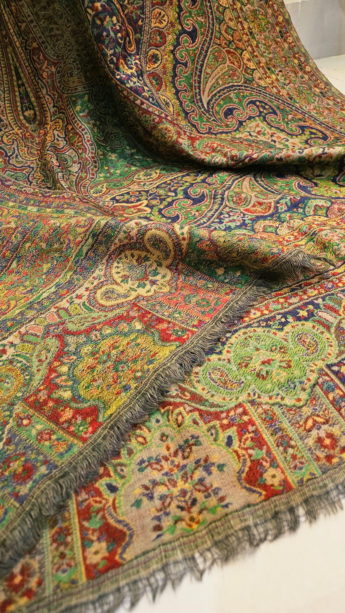 Reversible Persian kaani: Pashmina