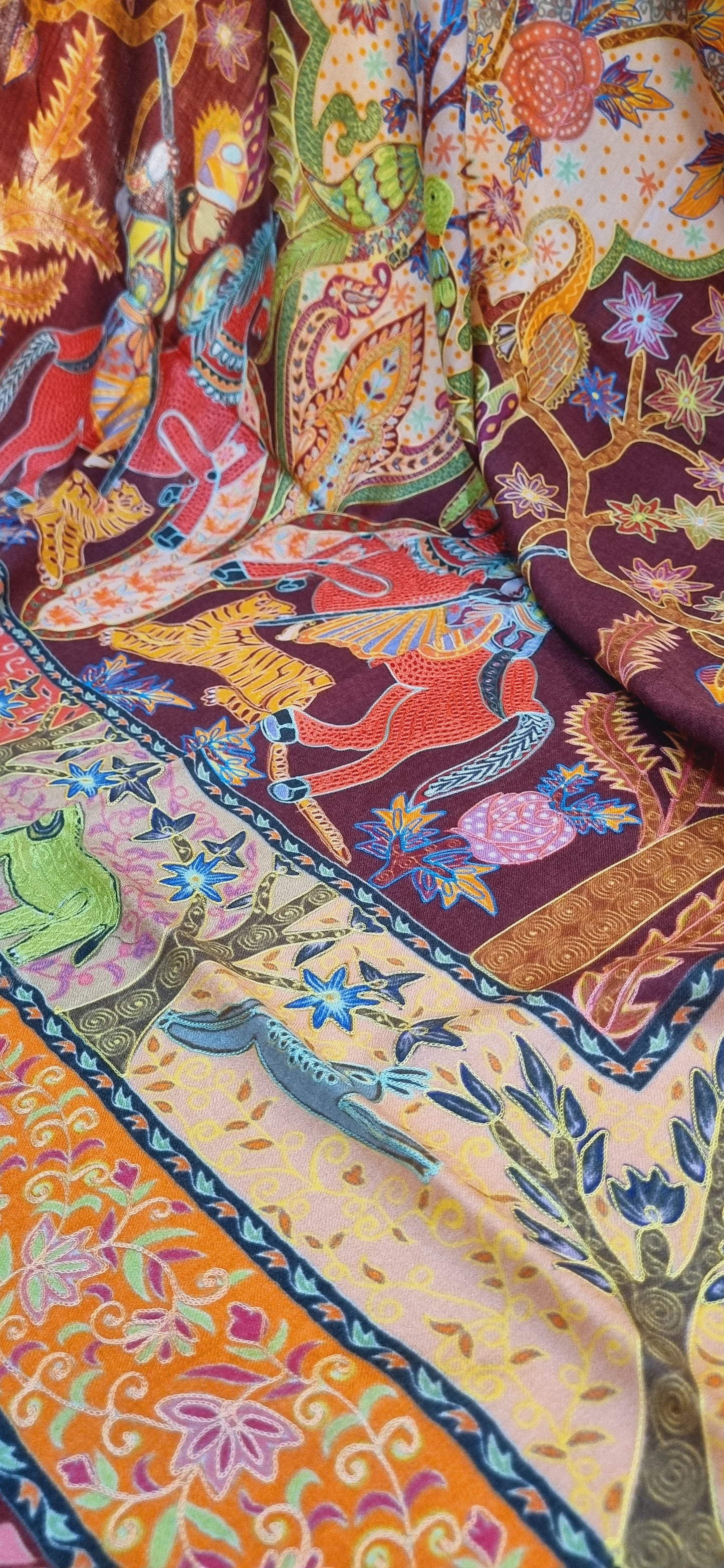 Reelkar shikargah shawl