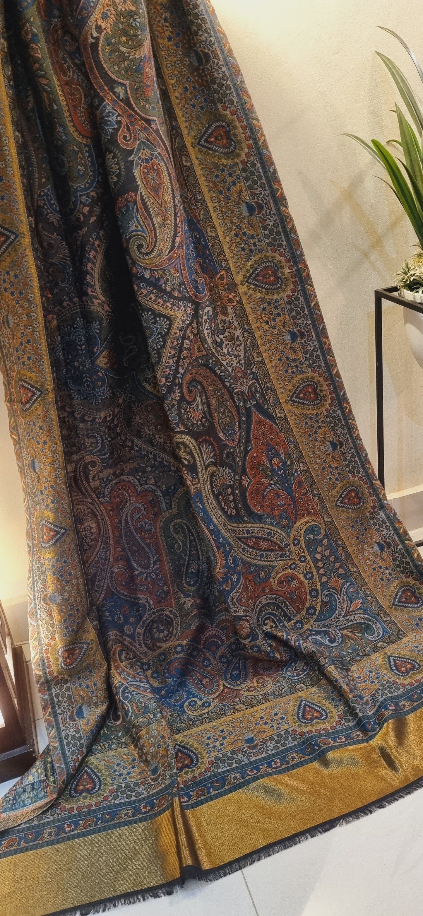 Antique moonlight kaani pashmina