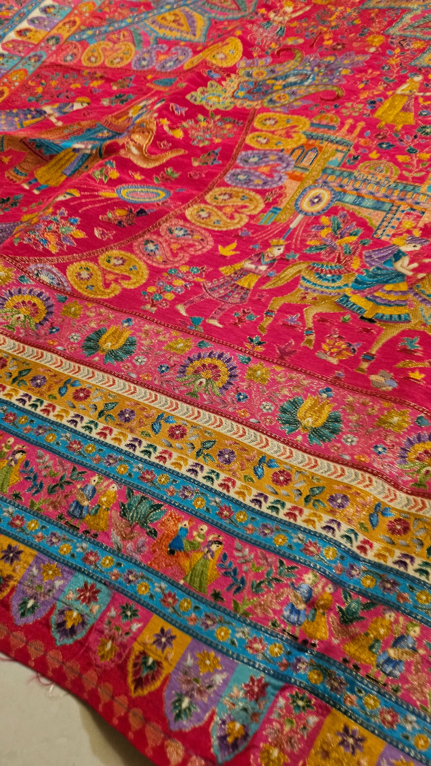 Meenakari pink Shawl: silk