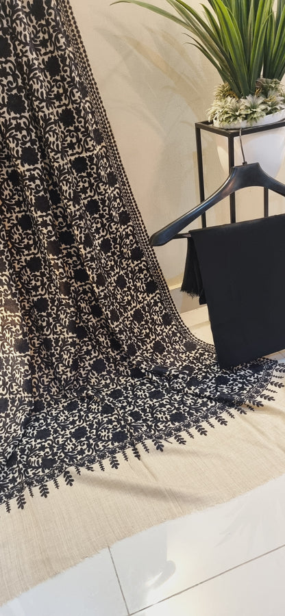 Embroidered pashmina