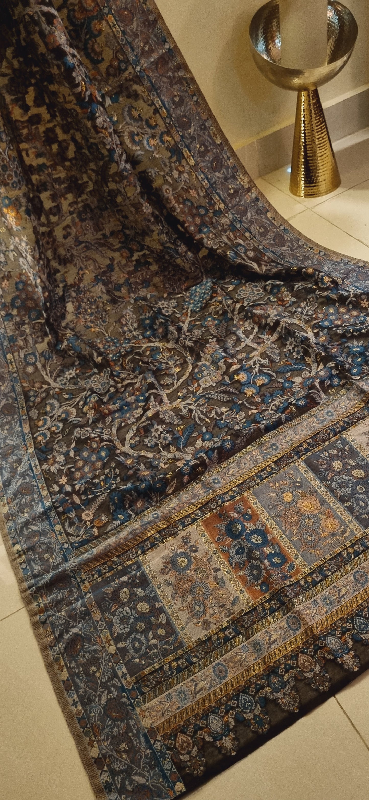 Silk kaani shawl
